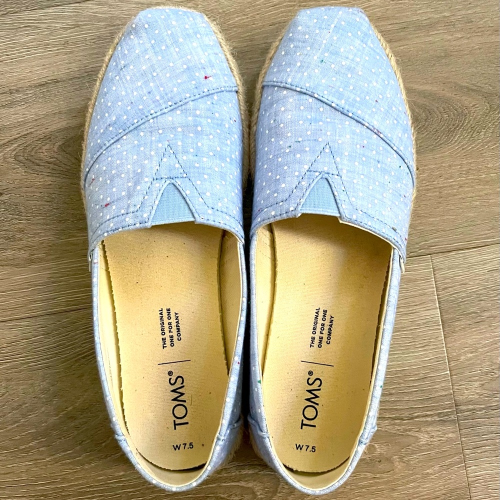 Toms Size 7.5
